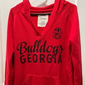 Georgia Bulldogs, medium women’s hoodie , great used condition, no flaws !